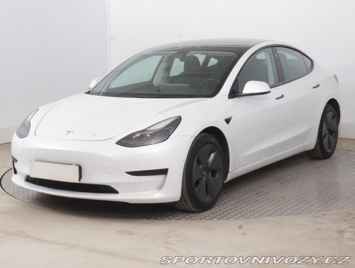 Tesla Model 3 Standard Range LFP 2022