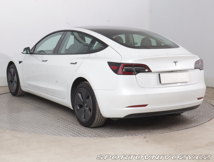 Tesla Model 3 Standard Range LFP 2022