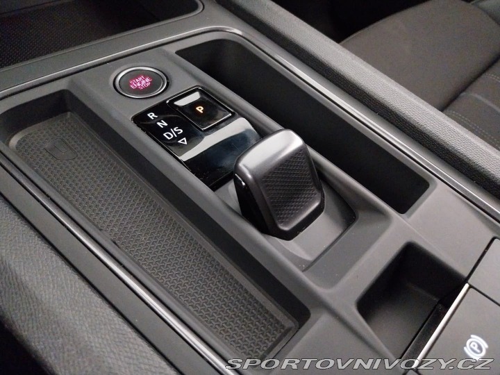 Cupra Leon 2.0 TSI 2024