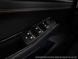 Renault Alpine esprit Alpine E-Tech Hybr 2025