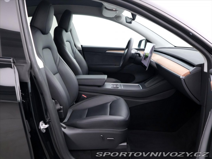 Tesla Model Y LR AWD sOH 92% 1.Maj DPH 2023