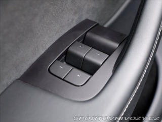 Tesla Model Y LR AWD sOH 92% 1.Maj DPH 2023