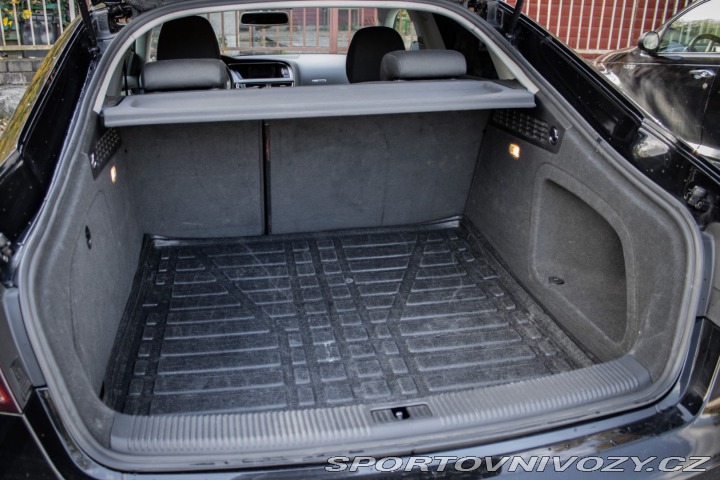 Audi A5 Sportback  2.0 TDI, 105 k 2012