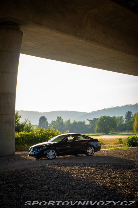 Mercedes-Benz E C207 2014