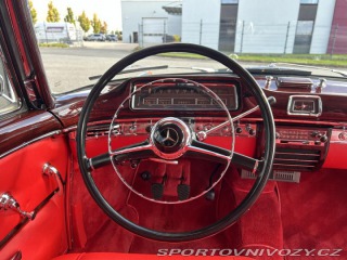 Mercedes-Benz Ostatní modely 220 S PONTON CABRIOLET 1957