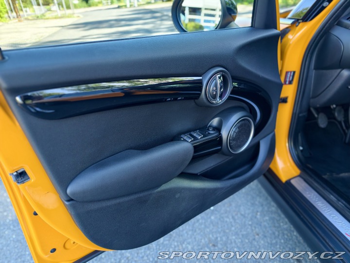 Mini Cooper SD (F55) 2015