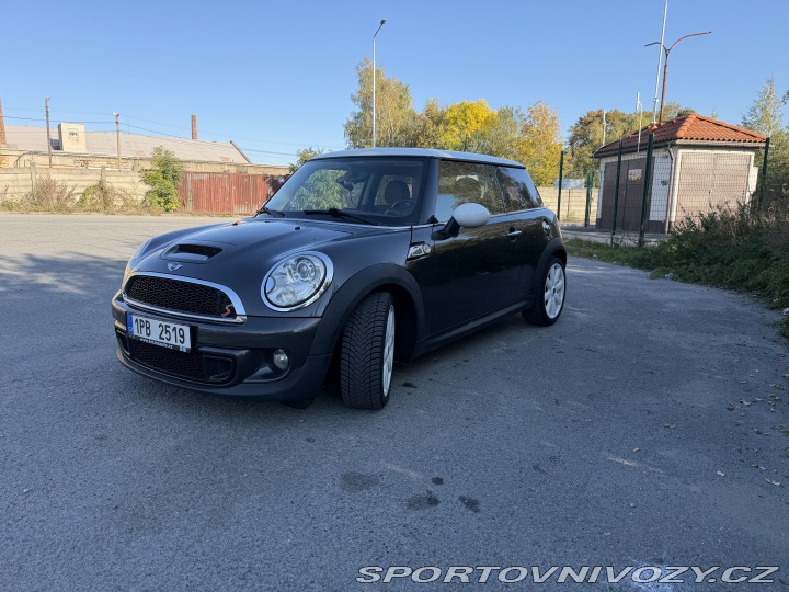 Mini Cooper Cooper S 2010