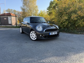 Mini Cooper Cooper S 2010