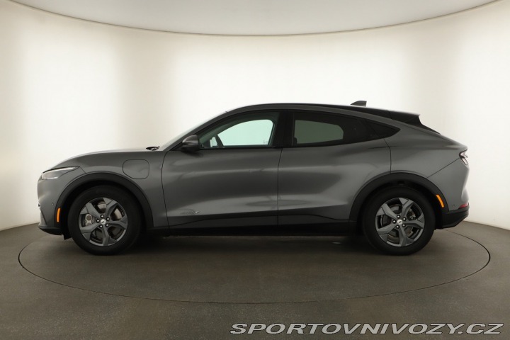 Ford Mustang Mach-E Standard Range RW 2021