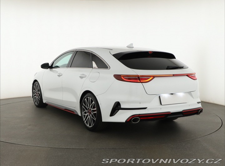 Kia ProCeed GT 1.6 T-GDI 2021