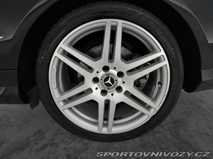 Mercedes-Benz E E 300 CDI 2012