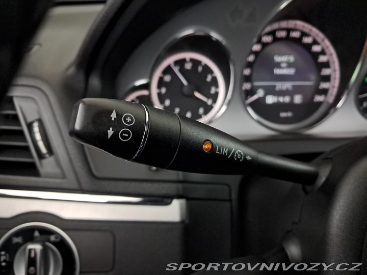 Mercedes-Benz E E 300 CDI 2012