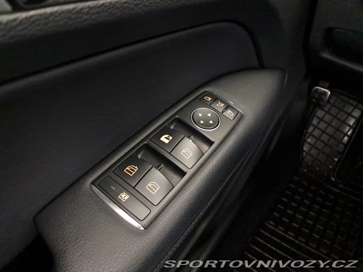 Mercedes-Benz E E 300 CDI 2012