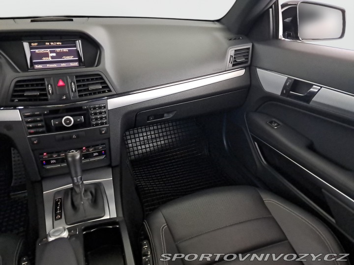 Mercedes-Benz E E 300 CDI 2012