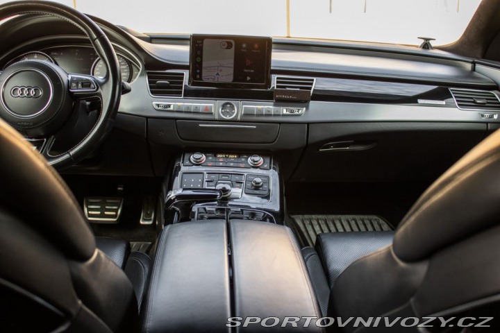 Audi S8  2017