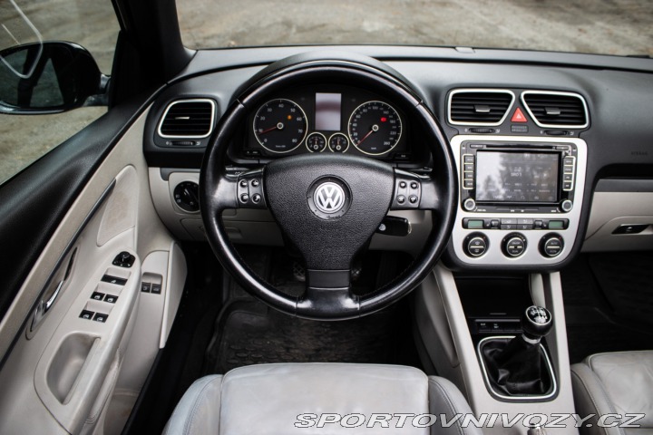 Volkswagen EOS 2.0 FSI, 110 kW, M6, 2d. 2006