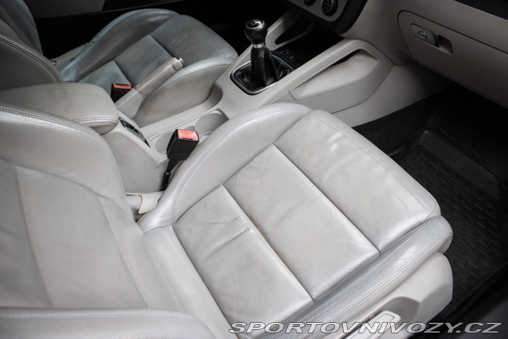 Volkswagen EOS 2.0 FSI, 110 kW, M6, 2d. 2006
