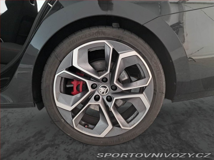 Škoda Octavia RS RS 2.0 TSI 2024