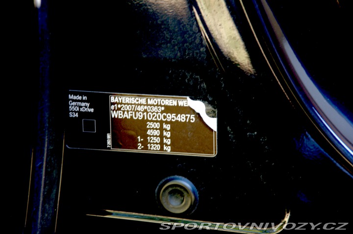 BMW 5 550i XDRIVE automat 4x4 2012