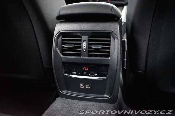 BMW 4 420d xD ///M*ZÁRUKA*N.TOP 2025