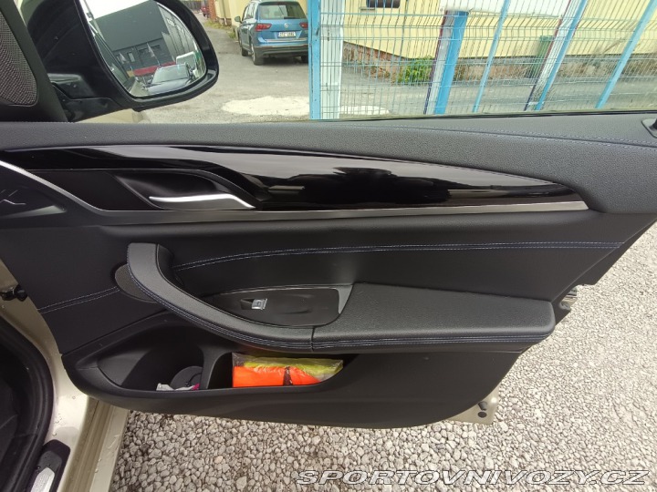 BMW X4 M40d ČR 1.majitel DPH 2020