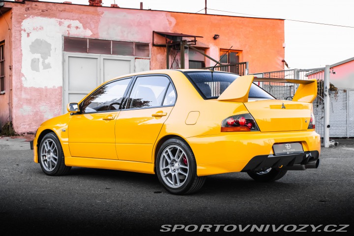 Mitsubishi Lancer EVO Evolution IX 2005