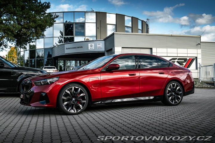 BMW 5 550 e xDrive 2026