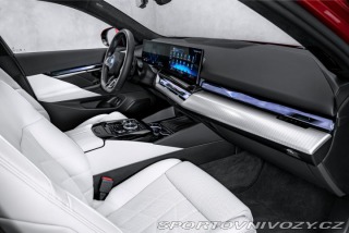 BMW 5 550 e xDrive 2026