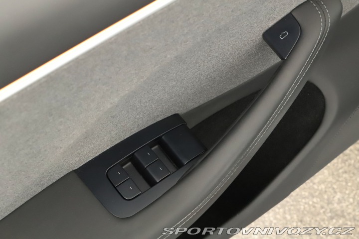 Tesla Model 3 Standard Range LFP 2024