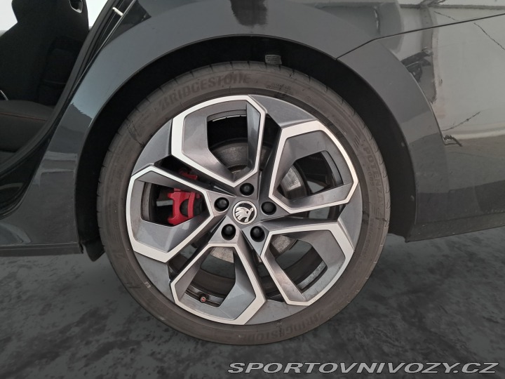 Škoda Octavia RS RS 2.0 TSI 2024