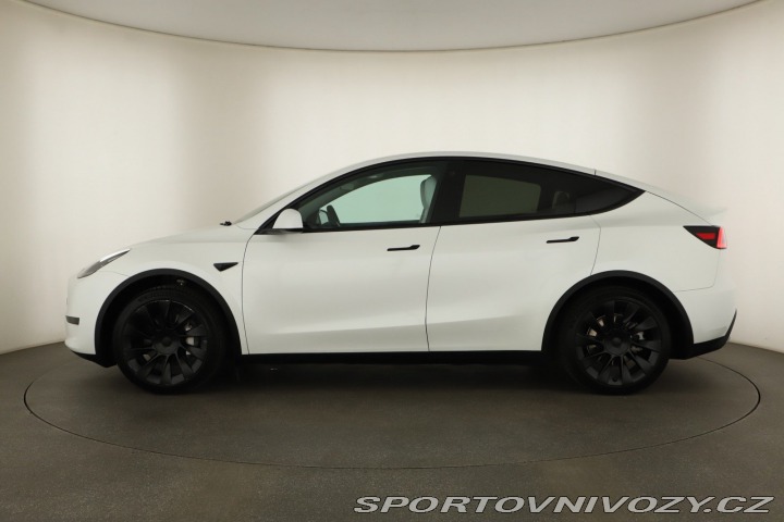 Tesla Model Y RWD LFP 60kWh 2024