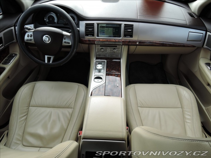 Jaguar XF 3,0 V6 Diesel Aut. Kůže S 2010