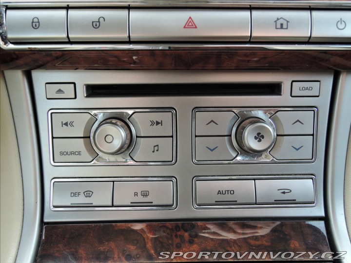 Jaguar XF 3,0 V6 Diesel Aut. Kůže S 2010