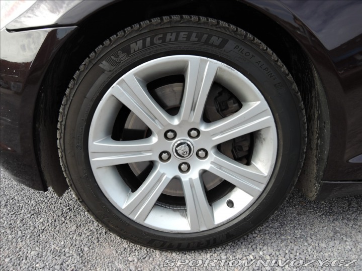 Jaguar XF 3,0 V6 Diesel Aut. Kůže S 2010