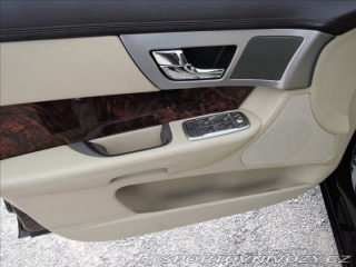 Jaguar XF 3,0 V6 Diesel Aut. Kůže S 2010