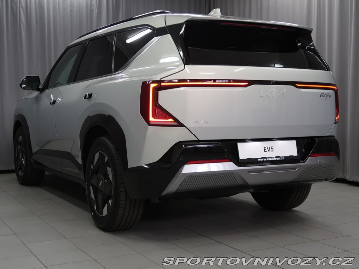 Kia EV5 L.E. - K odběru IHNED 2026