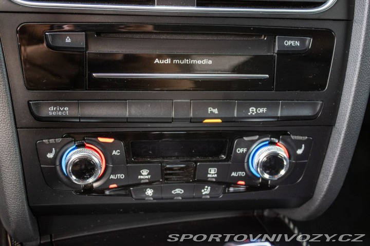 Audi RS5 2012