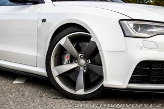 Audi RS5  2012