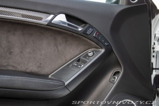 Audi RS5  2012