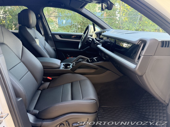 Porsche Cayenne 2024