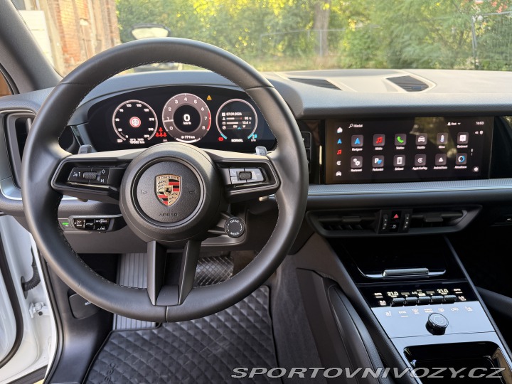 Porsche Cayenne 2024