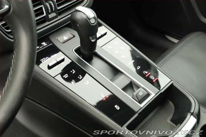 Porsche Macan GTS 2021