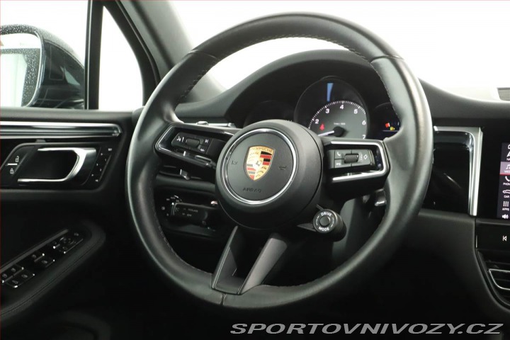 Porsche Macan GTS 2021