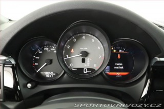 Porsche Macan GTS 2021