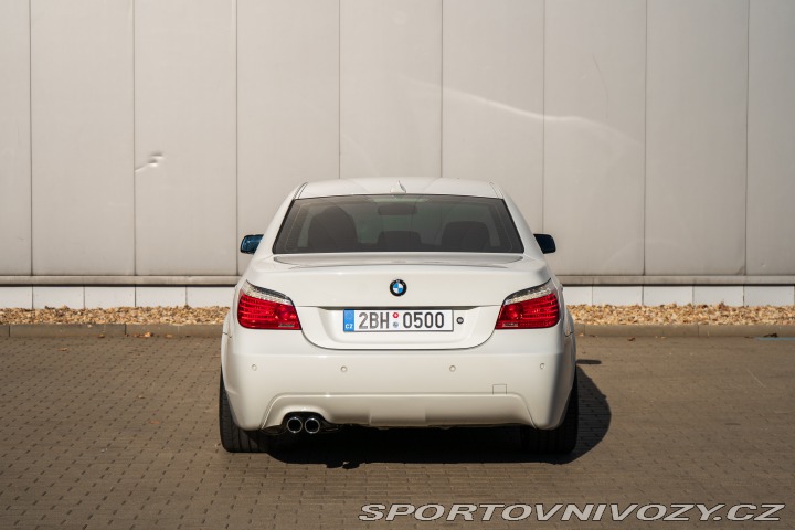 BMW 5 540i V8, SERVISKA, TOP 2008