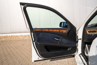 BMW 5 540i V8, SERVISKA, TOP 2008