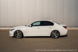 BMW 5 540i V8, SERVISKA, TOP 2008