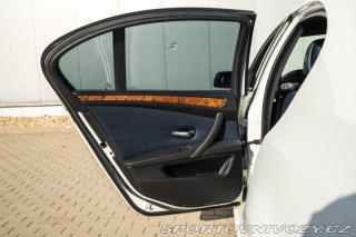 BMW 5 540i V8, SERVISKA, TOP 2008