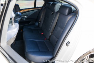 BMW 5 540i V8, SERVISKA, TOP 2008