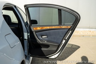 BMW 5 540i V8, SERVISKA, TOP 2008